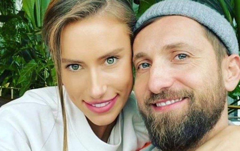 Gabriela Prisăcariu naște în august. Ce spune viitoarea mamă despre nunta cu Dani Oțil: „Nouă ne plac surprizele”