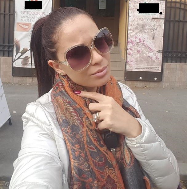 Soția lui Dinu Maxer a ajuns pe mâna medicului stomatolog