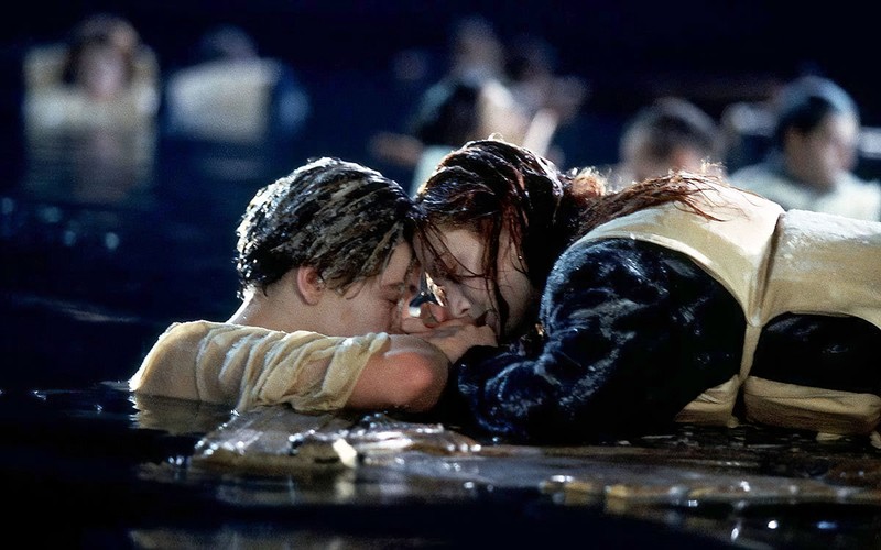 Scenă din „Titanic”, filmul la care-am plâns, probabil, mulți dintre noi