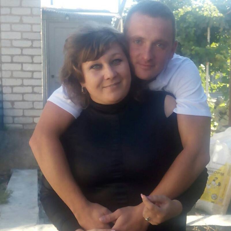 Tania, mama lui Rotar, alături de noul ei soț