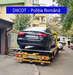 Unul dintre bolizii de lux găsiți la interlopi. Foto: Poliția Română - DIICOT