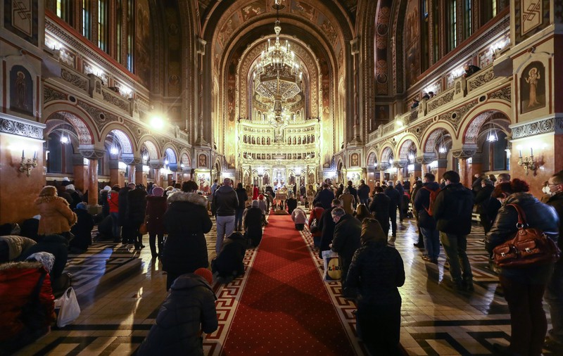 Peste un milion de români poartă numele Sfântului Gheorghe, dar nu-și sărbătoresc onomastica azi