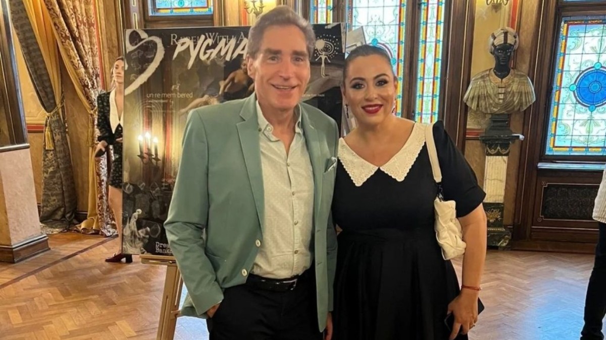 Petre Roman și fiica lui, Oana