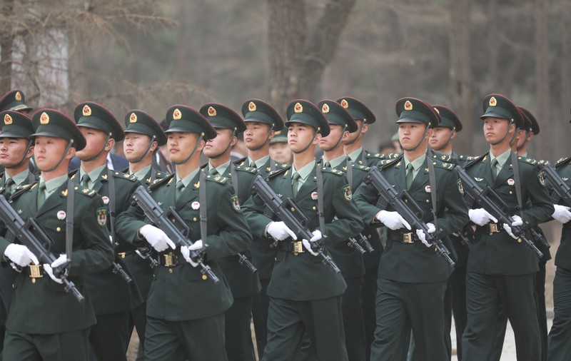 Coreea de Nord amenință cu trimiterea armatei în zona demilitarizată, după ce a aruncat în aer sediul biroului de legătură cu Sudul