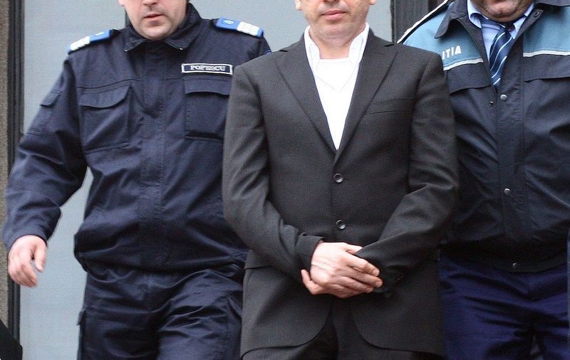 Avocaţii lui Penescu au solicitat retragerea cererii de eliberare sub control judiciar