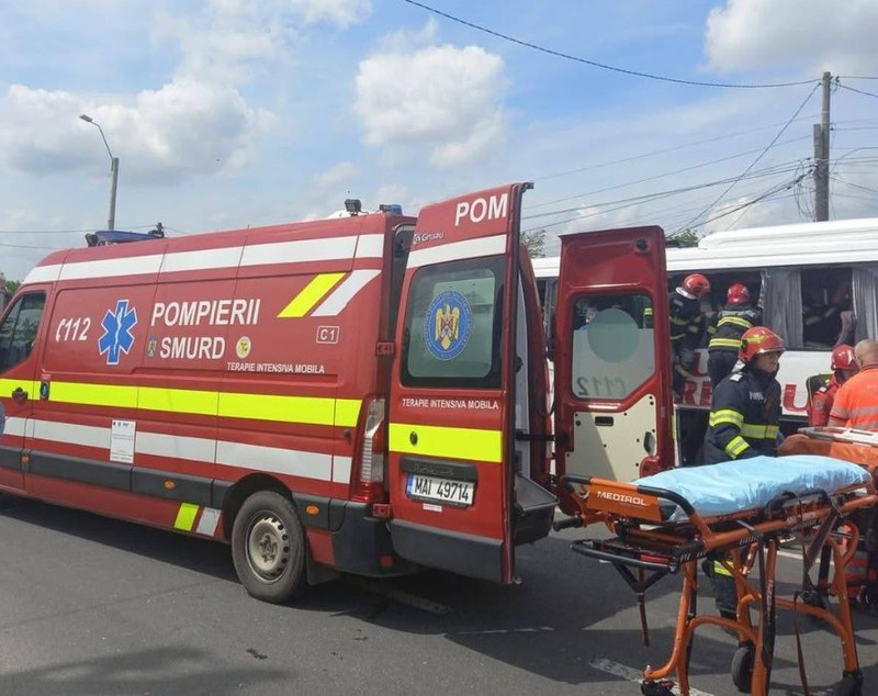 Un pompier și soția lui, medic, plecați în vacanță, eroii accidentului cu 17 victime de la Lețcani: „Plină de sânge, salva vieți”