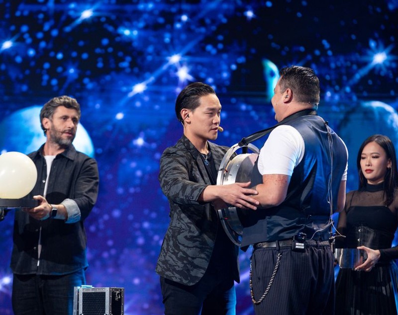 Mihai Bobonete, marcat de un număr de magie prezentat de Andrew Lee la „Românii au talent”. „Băi, nene, mă omori! M-a luat durerea de cap”