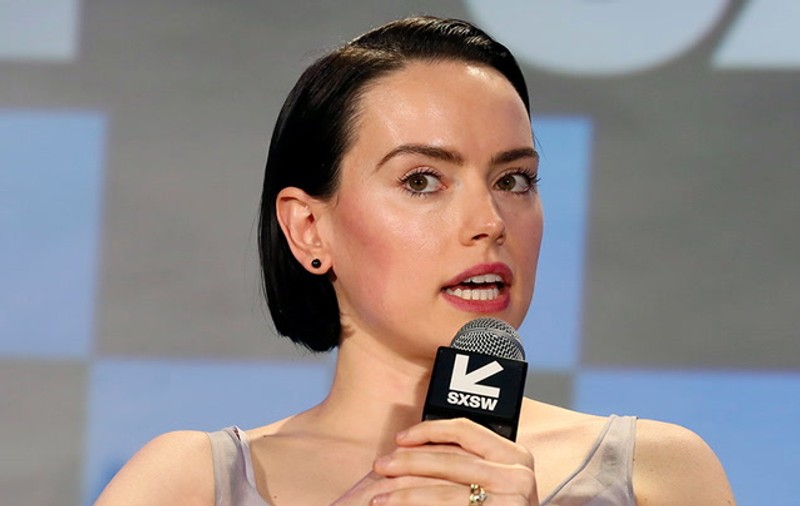 Daisy Ridley, actrița din „Star Wars”, a fost diagnosticată cu boala Basedow-Graves. „M-am gândit că am jucat un rol foarte stresant”