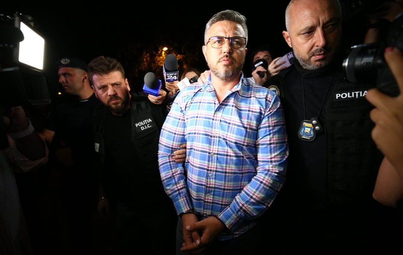 Ionuț Doldurea și Cosmin Stîngă, patronii stației GPL care a explodat la Crevedia, duși din nou la audieri, după ce și-au petrecut noaptea în arest