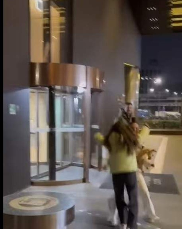 Irina Fodor s-a revăzut cu Răzvan și fiica lor în Coreea de Sud. Imagini emoționante cu familia, după ce nu s-au strâns două luni în brațe