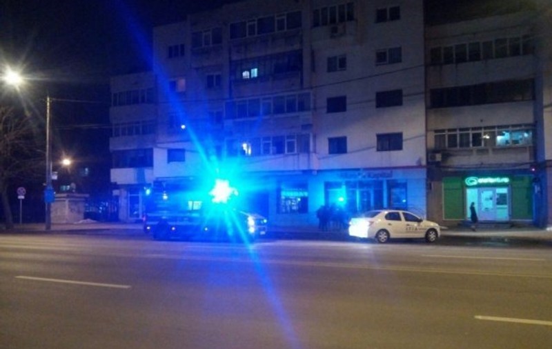 Minor înjunghiat într-un autobuz din Iași pentru că mânca semințe. Agresorul e recidivist
