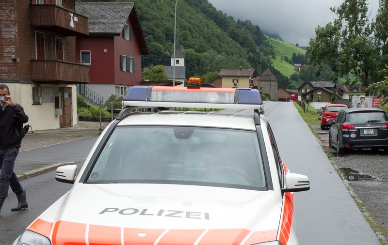 Un adolescent român şi doi copii de 11 şi 5 ani şi-au pierdut viaţa într-un grav accident rutier în Italia