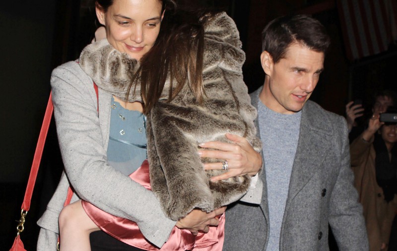 DIVORŢ CU TEME RELIGIOASE. De ce se desparte, DE FAPT, Katie Holmes de Tom Cruise?