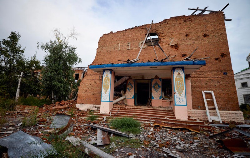 LIVETEXT Război în Ucraina, ziua 203 | Ucrainenii mută linia frontului în Donbas. Zelenski, vizită surpriză într-un oraș proaspăt eliberat