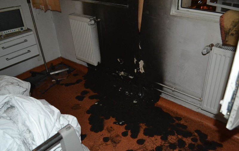 Infirmiera rănită în incendiul de la Spitalul de Urgență din Alba Iulia, transferată la București