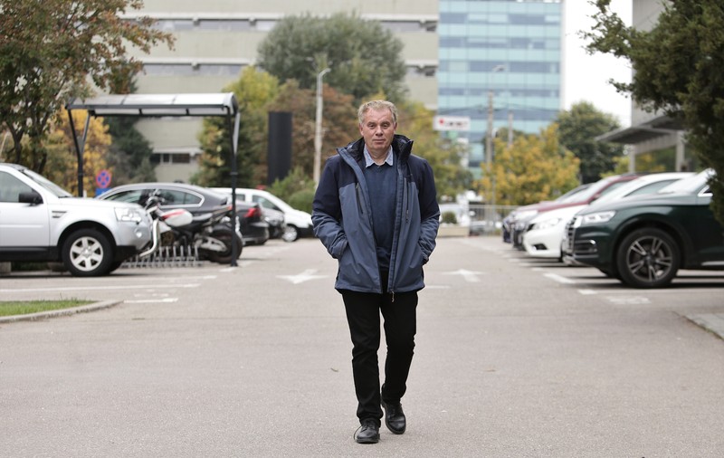 Viața unui profesor francez care vine de 18 ani în România: „Relațiile dintre oameni aici sunt uimitoare. În Europa de Vest nu mai există asta”