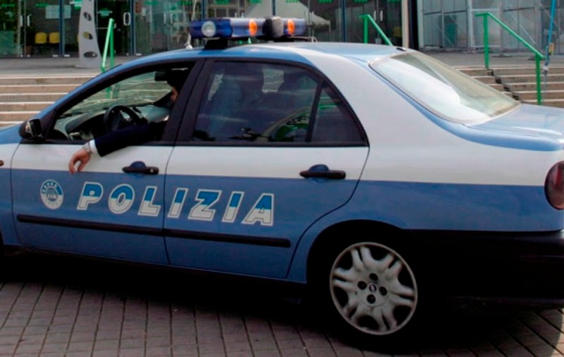 Doi români arestaţi în Italia pentru înşelătorie
