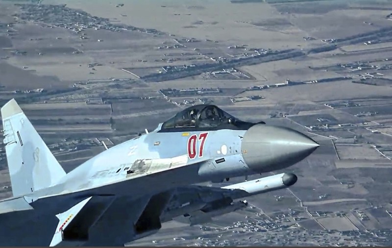 Picătura care a umplut paharul în Rusia: „Pentru prima dată în istorie, un F-16 occidental a doborât un avion Su-35 Super Flanker”