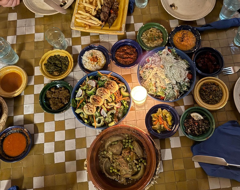 Imagini din vacanța în Maroc a lui chef Orlando Zaharia. Soția sa a organizat totul: „Am căutat mai ales locurile unde mănâncă localnicii”