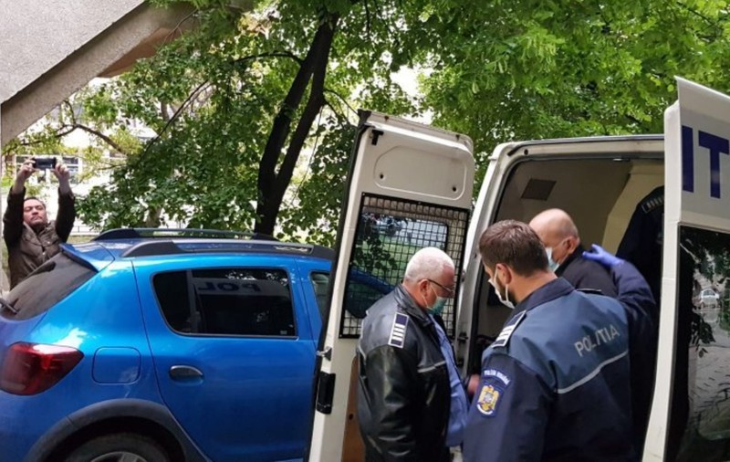 Anchetă de proporții în Iași, după ce zece persoane au murit după ce au băut spirt. Două persoane, reținute. Alcoolul sanitar, pregătit într-o firmă din București