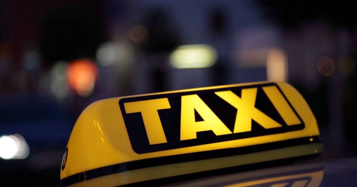 Eliminarea aplicațiilor de taxi nu e benefică pentru consumatori, spune Bogdan Chirițoiu, președintele Consiliului Concurenței. Declarația vine ca urmare a intenției Primăriei București de a interzice aplicațiile Star Taxi și Clever Taxi deoarece nu au dispecerat