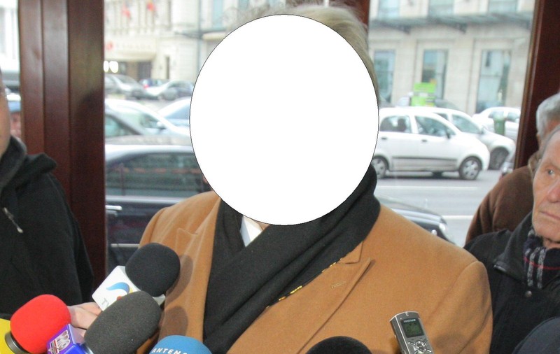 Un candidat la preşedenţie anunţă: "I-aş graţia pe Gică Popescu, Gigi Becali, Dan Voiculescu şi Mircea Băsescu"