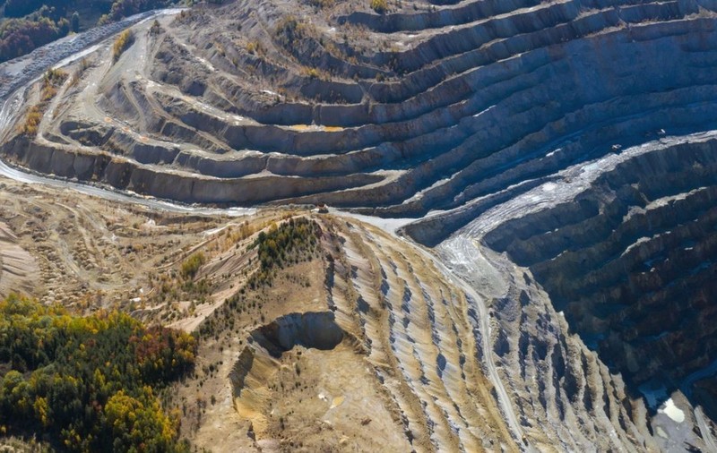 Comisia Europeană a aprobat trei proiecte pentru România în domeniul pământurilor rare