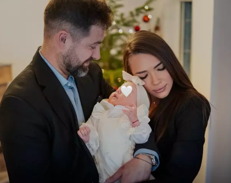 Iustina și Cornel de la Insula Iubirii și-au botezat fetița. Imagini emoționante cu micuța Ivana