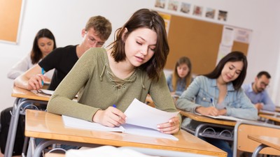 evaluare-nationala-examen-modificat-shutterstock