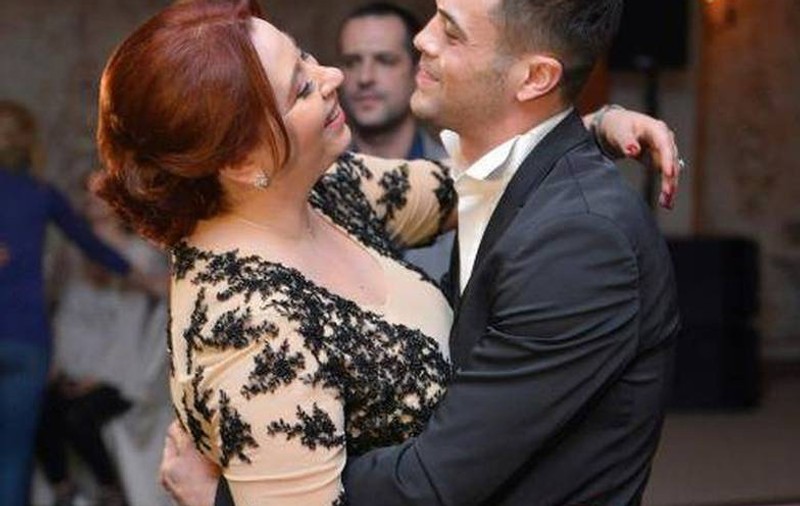 Imaginea FERICIRII! Cea mai emoţionantă FOTOGRAFIE POSTATĂ de OANA ROMAN, de când i s-a născut FETIŢA!