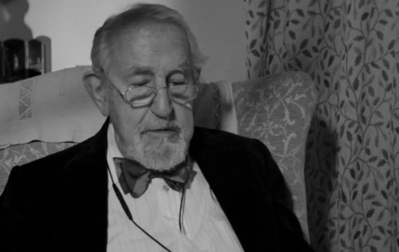 A murit actorul britanic Douglas Wilmer