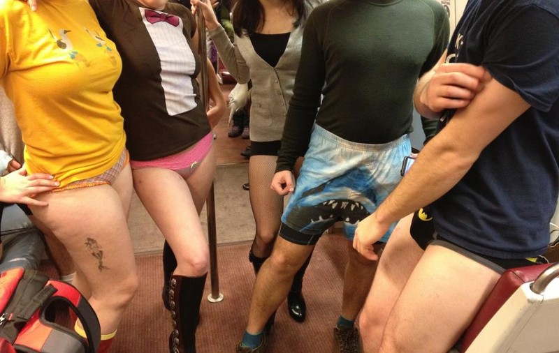 Ziua "Fără pantaloni" la metrou, sărbătorită în întreaga lume | FOTO&VIDEO