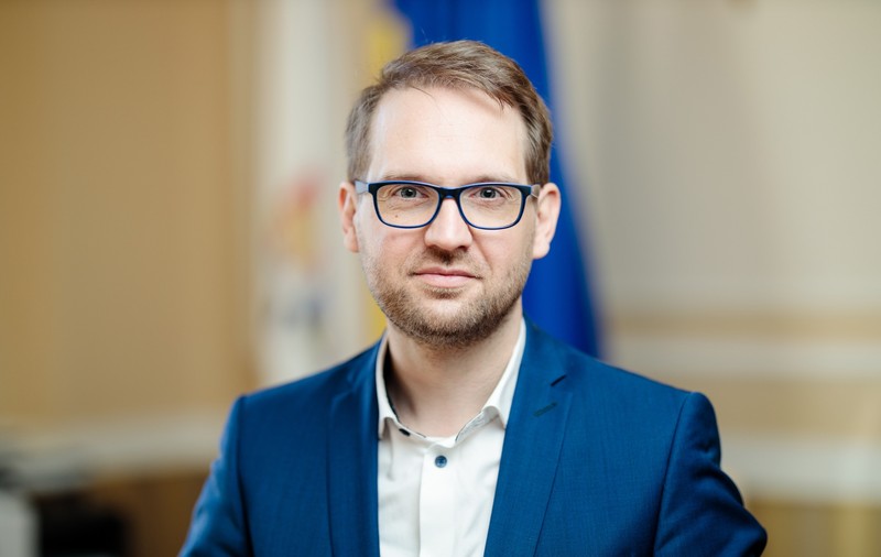10 lucruri pe care nu le știai despre primarul USR Dominic Fritz