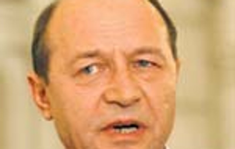 Basescu ii trimite un bilet lui Kovesi