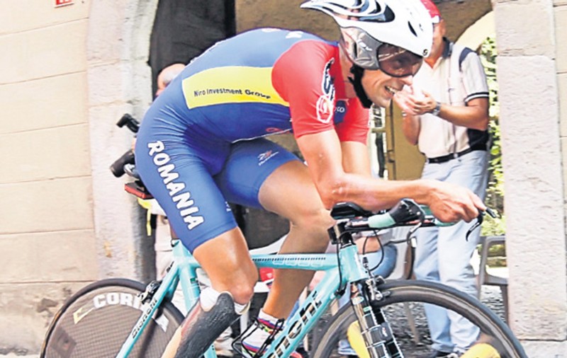 Ciclistul Eduard Novak, la un pas de moarte