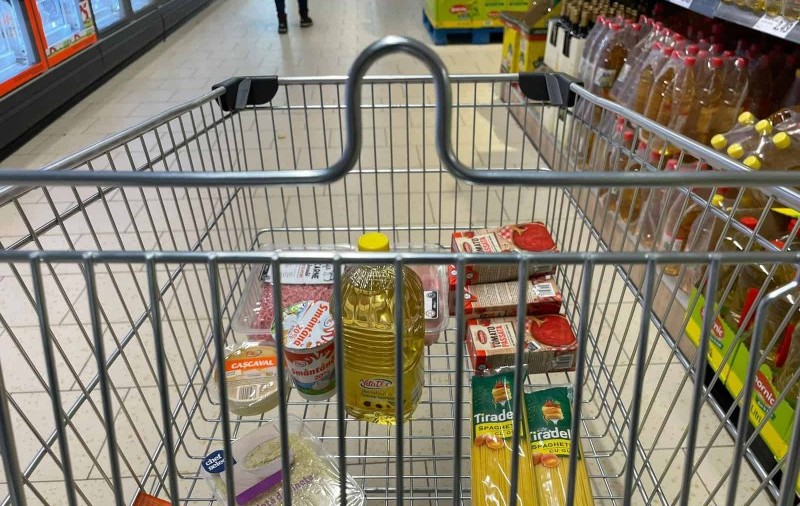 INS: Care sunt produsele care s-au ieftinit cel mai mult în ultimul an