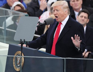În primul discurs în calitate de președinte, Donald Trump a promis să repare America. Foto: EPA