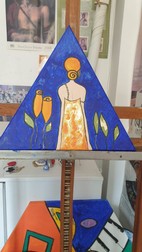 O femeie elegantă, care stă cu spatele către lume, așa a văzut-o artista Rodica Negulescu pe prietena sa