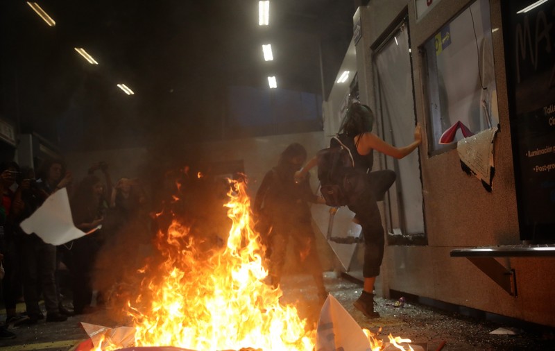 Protest al femeilor din capitala Mexicului împotriva violurilor comise de polițiști