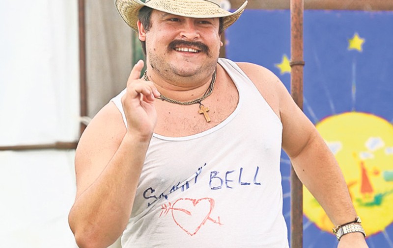 Mihai Bobonete, actorul din «Las Fierbinţi», face o analiză a umorului românesc: "Glumele cu tentă sexuală sunt apreciate"