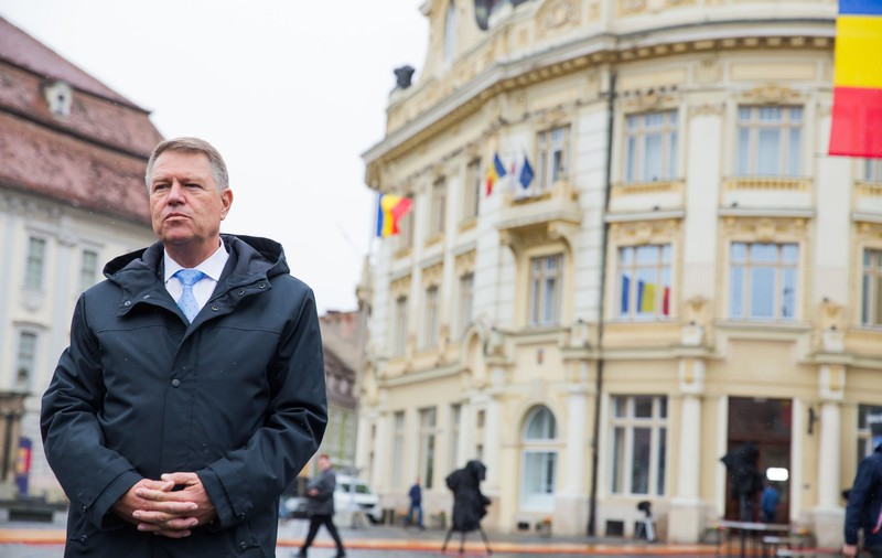 Ce făcea Klaus Iohannis la Revoluția din 1989: „Au început să șuiere gloanțele, a fost straniu!”