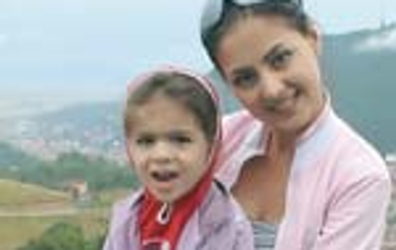 'Ingeras, mama te va ajuta sa te faci bine'
