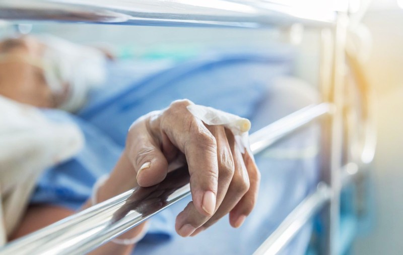 A fugit din spital, iar acum este cercetată penal. Avea Covid-19