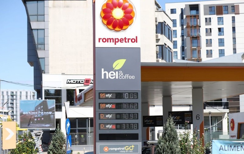 Un afișaj electronic la prețuri la benzină și motorină, la o stație Rompetrol din București, 24 septembrie 2026. Poză cu caracter ilustrativ. Foto: Libertatea/ Dumitru Angelescu