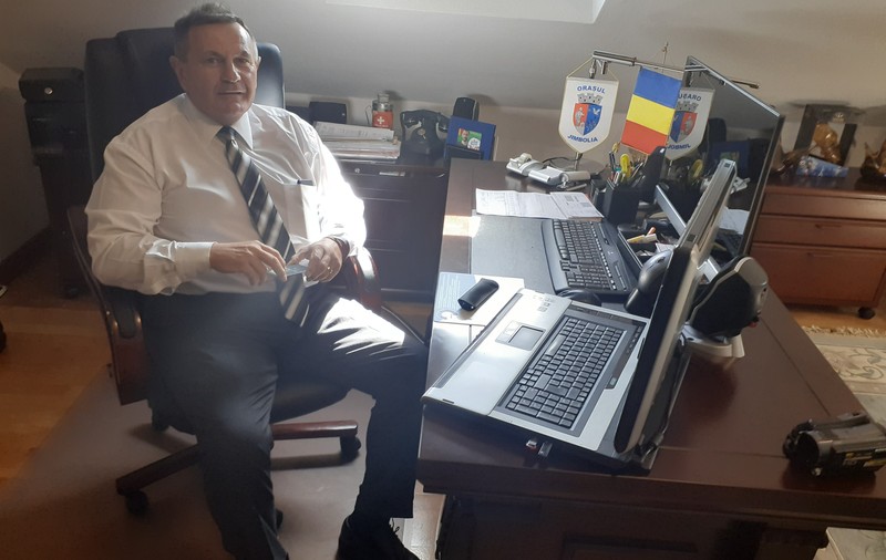 Golgota imigrantului. Era director când a decis să plece în Germania: ”Am dormit în parcări și primii bani i-am câștigat săpând grădina unui fost subaltern din România”