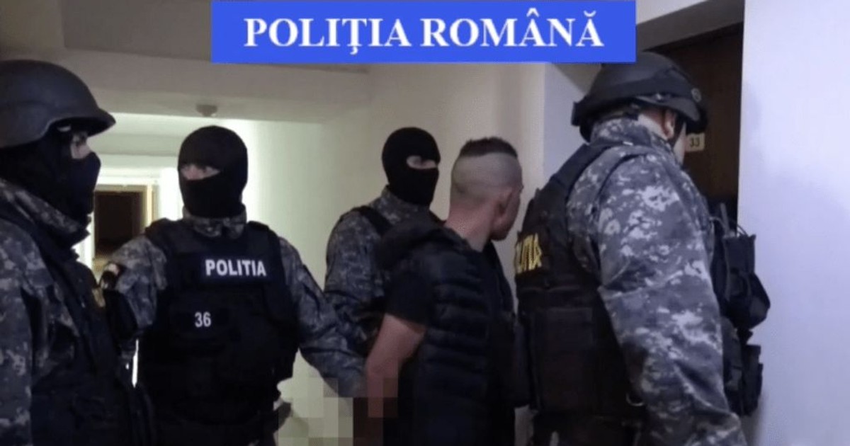Un tănăr din Brașov a vrut să jefuiască o bancă cu un pistol de jucărie