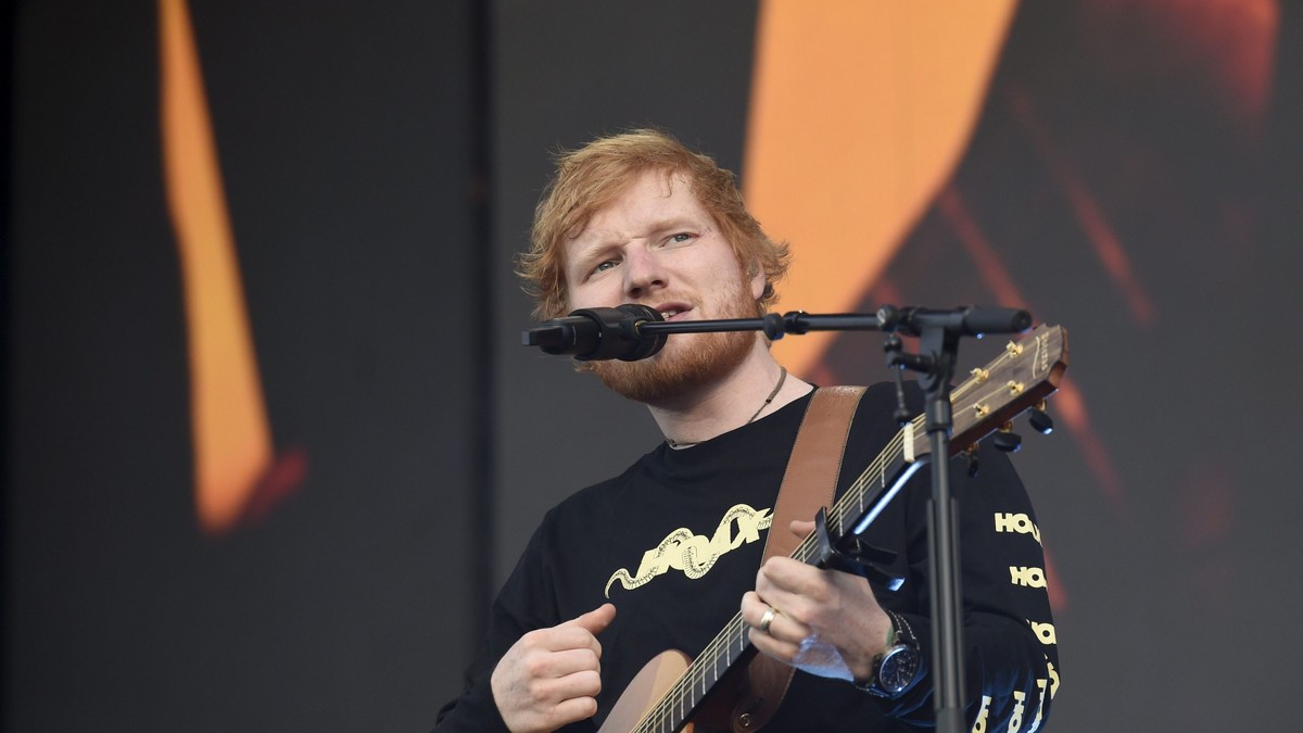 Ed Sheeran a cântat gratis la ziua de naștere a fiicei lui Gordon Ramsay. Pentru un show privat, tariful artistului pleacă de la 58.000 de euro