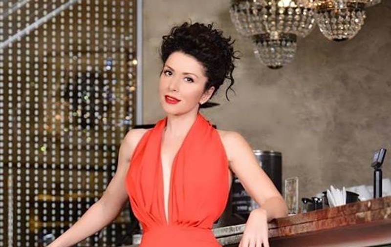 Carmen Brumă nu mai e nici brunetă, nici creață. Transformare uluitoare