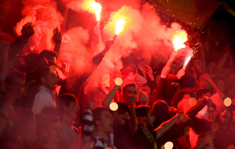 HALUCINANT. Steaua n-are antrenor, dar are "selecioner de manelistii"