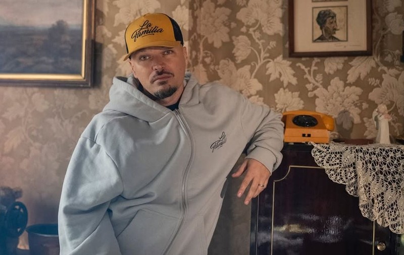 Noi imagini cu Puya la țară. Cum arată curtea și casa renovată: „Costă foarte puțin”